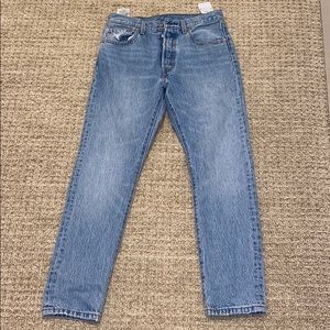 LEVI’S 501 mom jeans